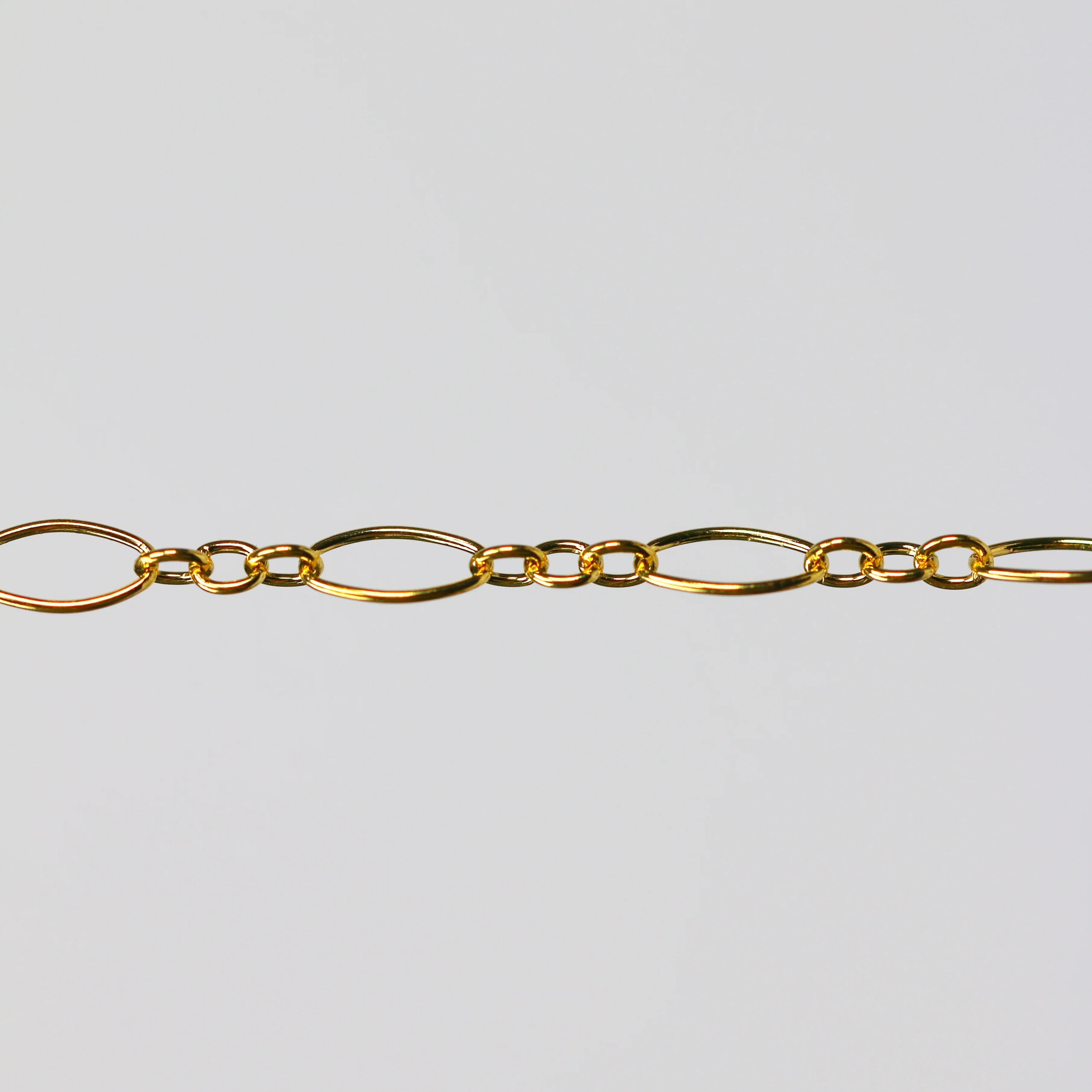 Aspen Permanent Jewelry Chain, Oval Design, Long and Small Links, Available in Gold Filled and Silver - Image 2