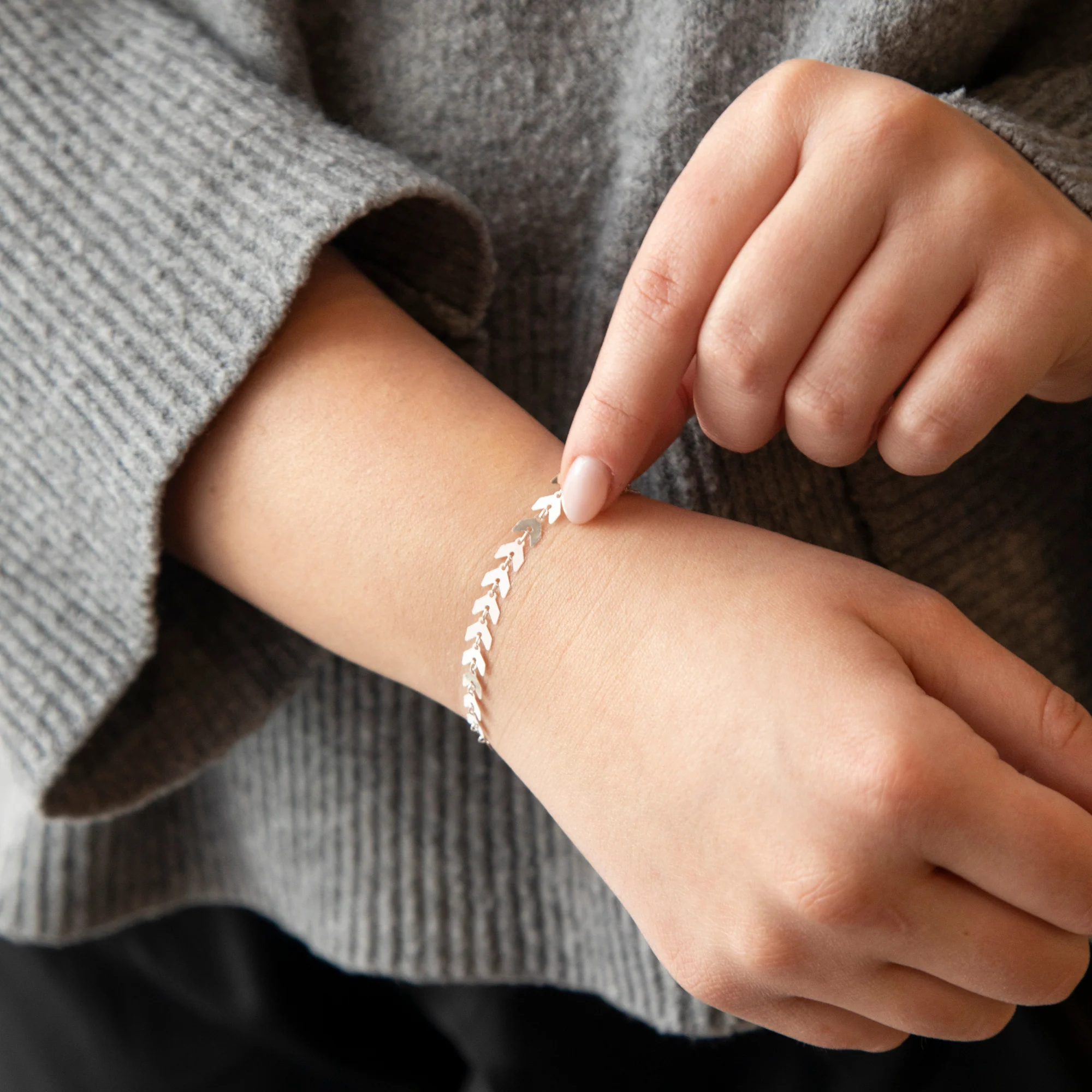 Fiona Permanent Jewelry Chain, Continuous Arrow Elements, Available in Sterling Silver - Image 2